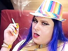 Holly loves smoking seduction - SFL049