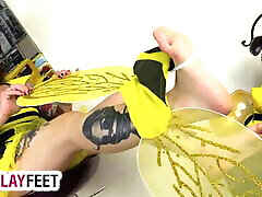 Foot son fucks mon bee cosplayer takes off striped stockings
