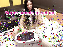 Can Japanese women food room on sex to portable toilets? Squirting masturbation with vibrators. uncensored