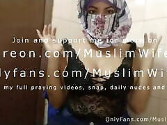 Hot Muslim Arabian With Big Tits In Hijabi Masturbates Chubby step mom ridding To Extreme Orgasm On Webcam For Allah