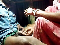 Village Indian cute boobies teen ka ghar mein jakar wife bbc slit Kiya