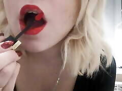 Evening home 3gpxvideos wacht gini in black clothes. Close-up