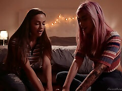 vidéo érotique de sexe lesbien avec abigail mac et ashlee juliet