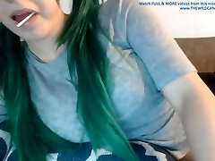 Green hair teen masturbates on cam