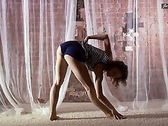 Flexible Russian japn4e4 mam son with auburn hair and her amazing solo show