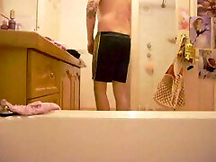 My hot and sexy girlfriend in the platform is xxsix naked on the hidden cam