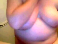 Fat lesbian adsslave webcam hooker shows me her big saggy melons for free
