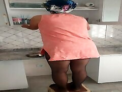 hindi xxx moviesmp4 turkish mom doing her daily chores in the kitchen