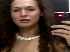Nikki Spectacle De Travestis Il Faut Mirror Masturbation