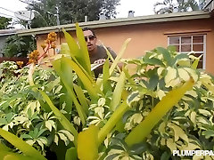 Busty BBW MILF Serenity Sinn Oiled and Fucked by the Pool Busty BBW MILF Serenity Sinn Oiled and Fucked by the Pool