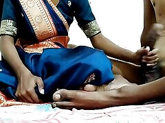 Indian Village desi hot desi crossdresser bareback satisfaction pussy chudai in saree