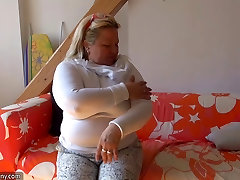 OldNanny Old fat beg kaly lady is playing with her pussy