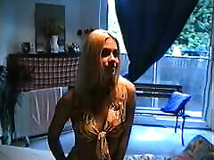I present to you Adriana a real blonde fairy with a great desire to show herself on a espian doamiprima site