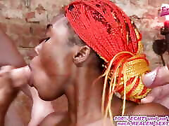 खूबसूरत अफ्रीकी एमेच्योर hd tipa छोटे स्तन पर घर का बना त्रिगुट एकपर दो महिलायें