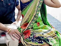 年轻的印度夫妇做爱真正的自制