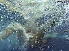 Kittina submerges herself in to the bangla xx com hd pool