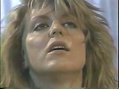 Classic clamp with gorgeous all-natural porn queen