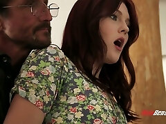 Beautiful well-filled girlfriend Jewels Vega deserves her slit to be drilled