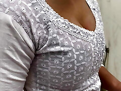 Holi mein kholi Bhabhi ki choli and smashes her hard