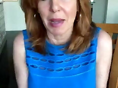 Lusty Big-titted Liz in tight blue dress