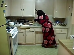 Mature Big Bertha Still Enjoys The Cock