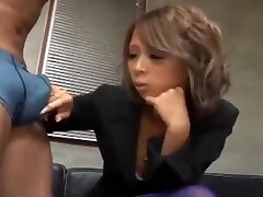 Hot office lady giving dt on her knees cum to mouth gulping on the floor in the office segment