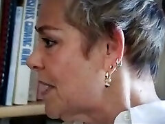 mature sex therapist, highly engaged
