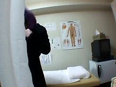 Covert spy cam massage turns into fingering a girl's beaver