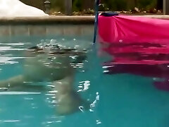 pregnant underwater