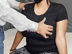 Riya went to Medic and she got her pussy checkup