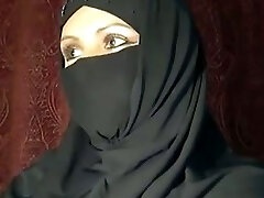 Arab insatiable bitch takes her clothes off and rubs that moist pussy