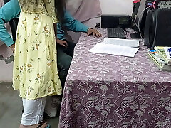 Boss romps office girl Sonia &ndash; xhamster desifilmy45 slim girl