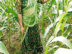 Desi Indian sister-in-law-in-law liked Jiju's black thick weenie in the corn field and got fucked