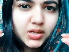 Desi tik tok star