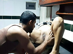 I suck the service girl's vulva in the kitchen