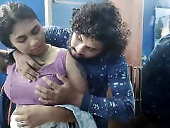 Vaishnavy and Sharun Raj hot saree romance part 2, Neck lick romance with lip lock and boobs press, tv loop couple hot boobs press