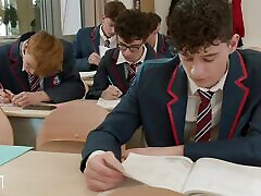 SNEAK PEEK EPISODE S03X01 :: STAXUS INTERNATIONAL COLLEGE SNEAK PEEK EPISODE S03X01 :: STAXUS INTERNATIONAL COLLEGE