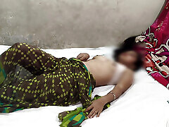 Bhabhi ko uski room me roman azrey dan nani style me choda very hot