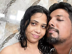 FIRST TIME SECRETLY CAUGHT masturbation at doktor STEPSISTER BATHING