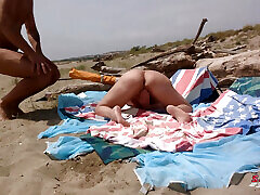Crazy moment! on the beach in public! Crazy moment! on the beach in public!