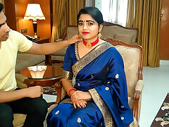 Akeli julia ann hot hard fucked ko paiso ka lalach deke pel diya