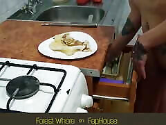 Anal cooking Cooking an omelette in my ass